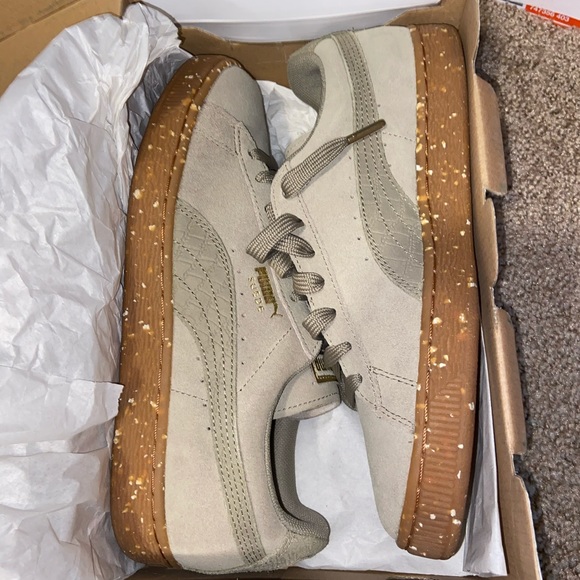 puma shoes - Picture 2 of 5